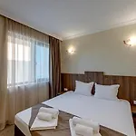 Pautalia Hotel 3*